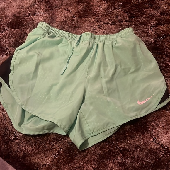 SHORTS!! - Picture 5 of 11